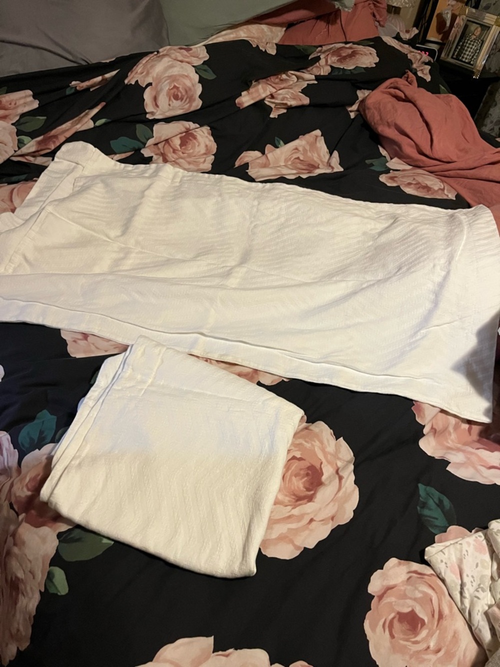 Docofil White ~ Cotton Pillow Shams ~ King Set - 2 Pieces